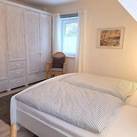 Bahnhofstrasse 5 Apartment Zingst