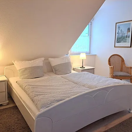 Bahnhofstrasse 5 דירה *