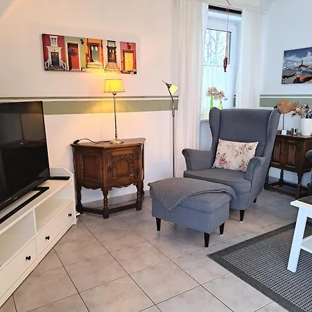 Bahnhofstrasse 5 Apartment Zingst